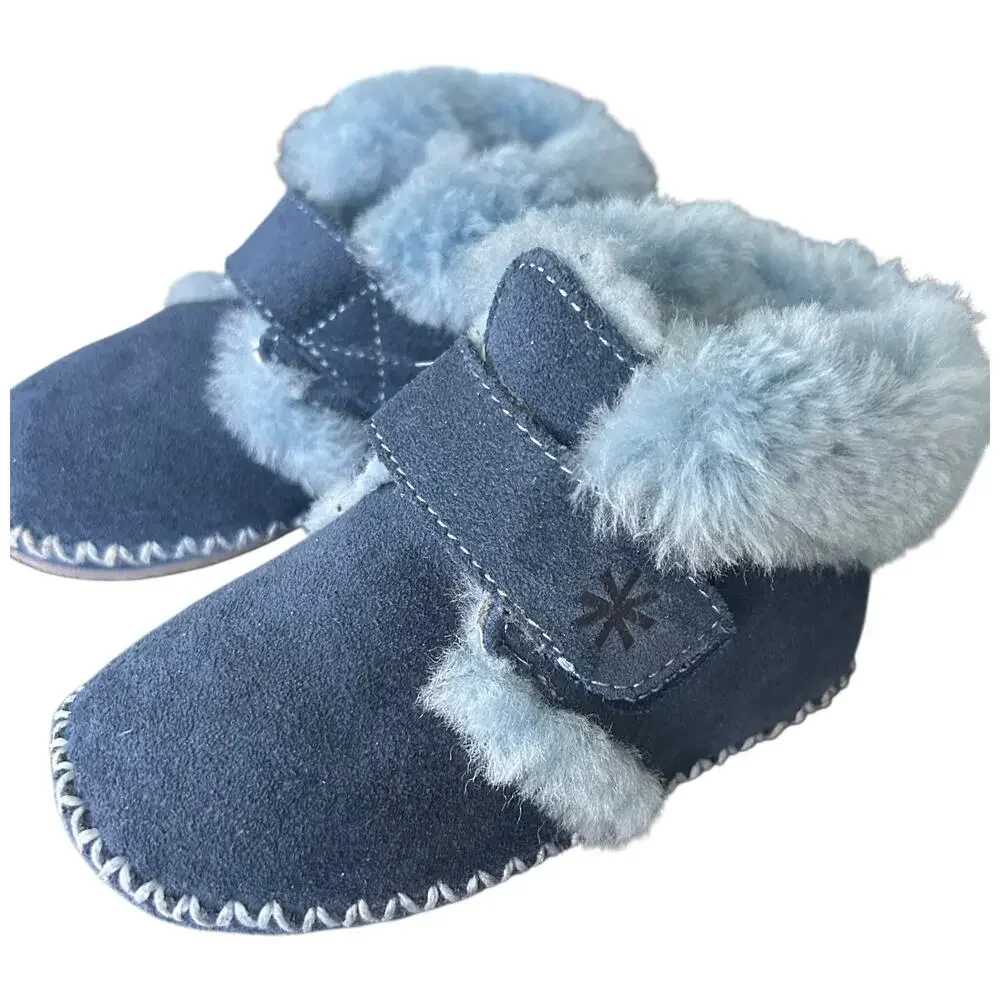 NWOT L.L. Bean Toddlers' Wicked Good Shearling Slippers Mariner Blue Unisex  5/6